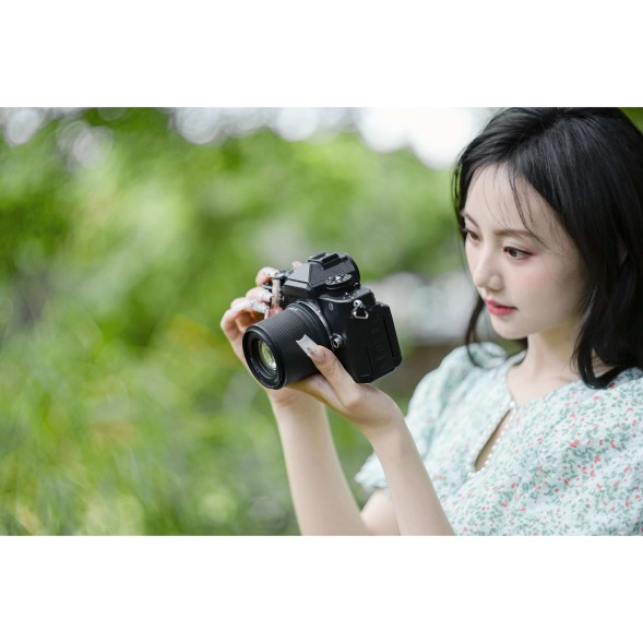 Объектив TTArtisan 50mm f/1.8 Neo для Sony