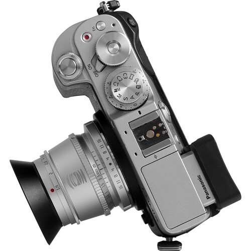 Объектив TTArtisan 35mm f/1.4 X для Fujifilm (Серебристый)