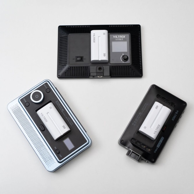 Акумулятор для LED світла Viltrox NP-F550 з USB портом (2200mAh)