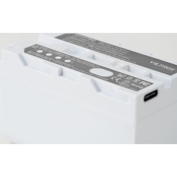 Аккумулятор для LED света Viltrox NP-F750 с USB портом (4400mAh)
