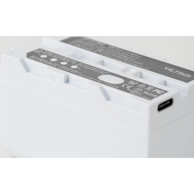 Акумулятор для LED світла Viltrox NP-F750 з USB портом (4400mAh)