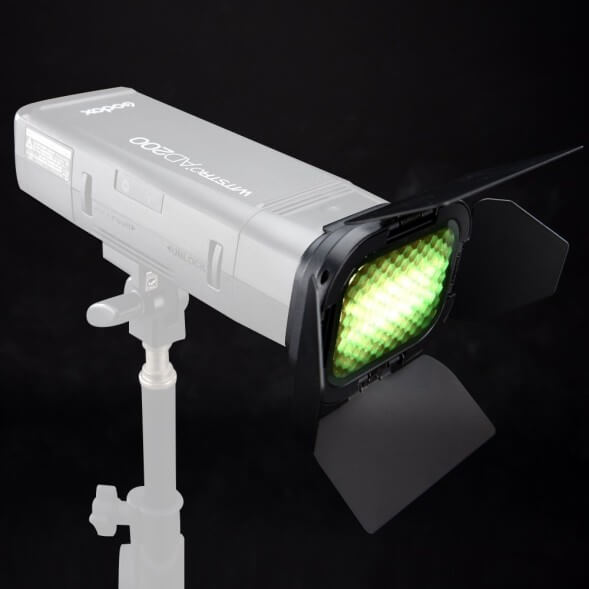 Godox BD-07: шторки, соты, цветные гели для вспышки AD200