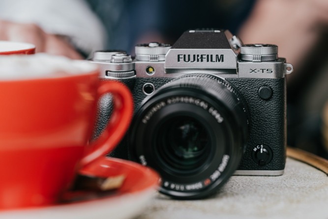 Камера FUJIFILM X-T5 silver body