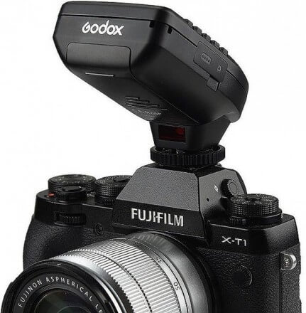 Передавач Godox XPro-F для Fuji