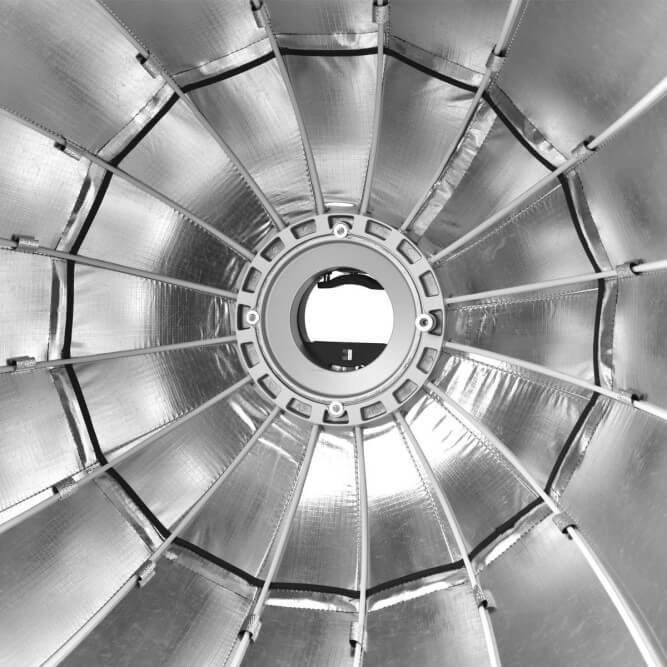 Глибокий параболічний софтбокс Godox P120L під байонет Bowens