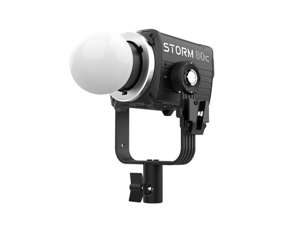 LED прожектор Aputure Storm 80c