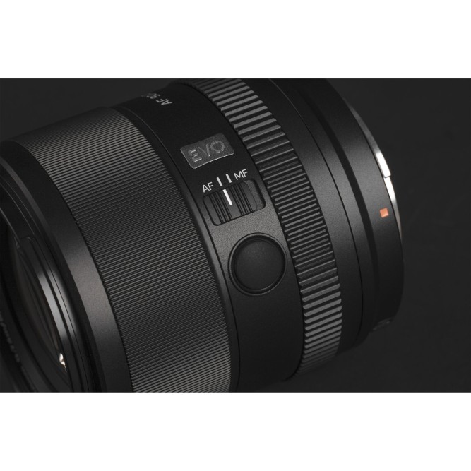 Обʼєктив Viltrox AF 90mm f/2.2 EVO для Sony (APS-C)