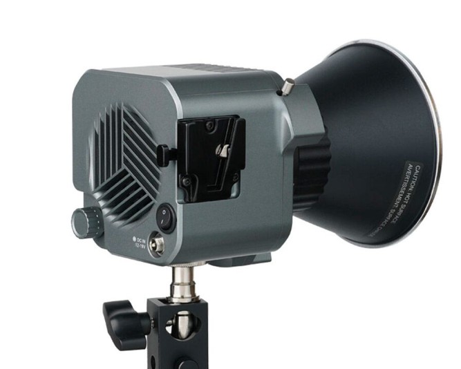 Aputure Amaran COB 60D (знято з виробництва)