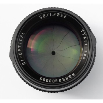 Обʼєктив TTArtisan 50mm f/1.2 X для Fujifilm (Black)