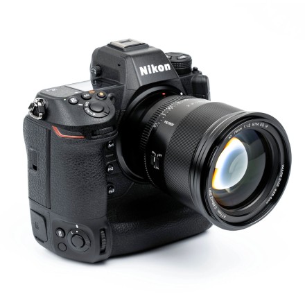 Об’єктив Viltrox AF 75mm f/1.2 Z для Nikon Z