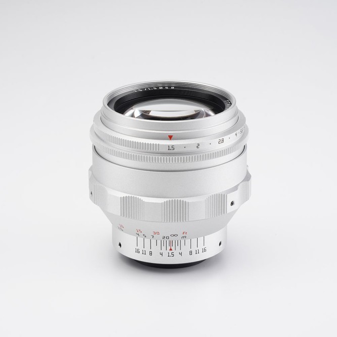 Обʼєктив TTArtisan 75mm f/1.5 Silver (M42)