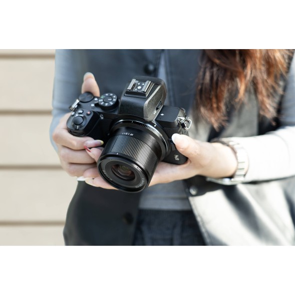 Объектив TTArtisan AF 17mm f/1.8 Z для Nikon (APS-C)