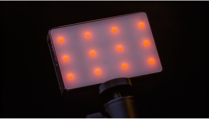 Відеосвітло Aputure MC