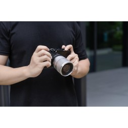 Объектив TTArtisan AF 75mm f/2 для Fujifilm (Silver)