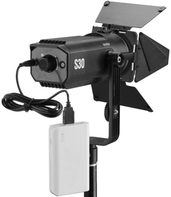 Фокусований LED-моноблок Godox S30 5600K