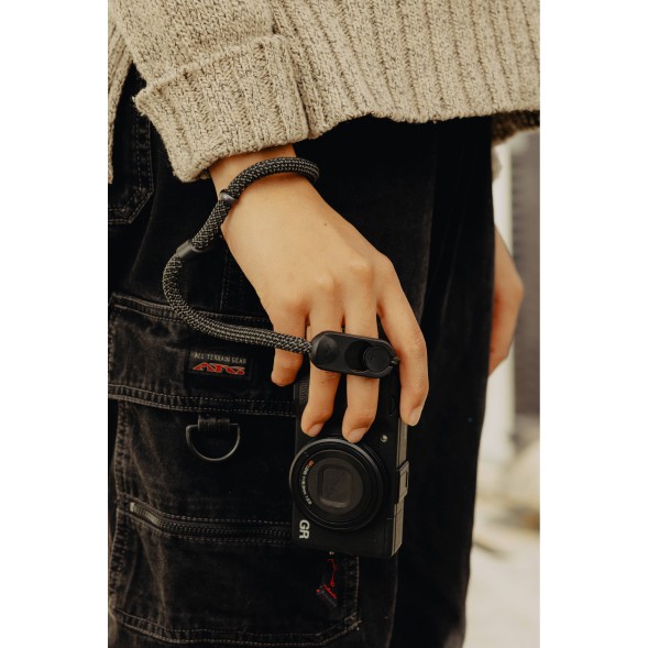 Ремень для камеры Peak Design Cuff Rope Wrist Black