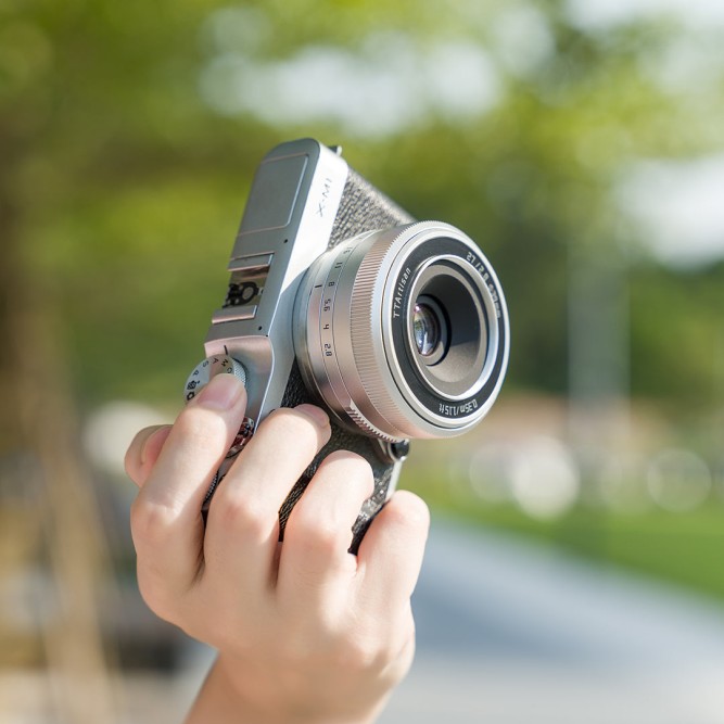 Обʼєктив TTArtisan AF 27mm f/2.8 X для Fujifilm (Silver)