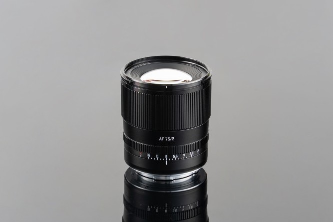 Обʼєктив TTArtisan 75mm f/2 для L-Mount