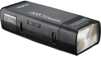 Акумуляторний спалах Godox AD200