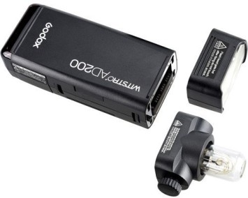 Акумуляторний спалах Godox AD200