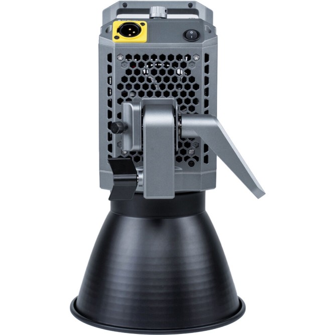 Aputure Amaran 200d (знято з виробництва)