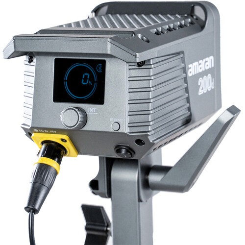 Aputure Amaran 200d (знято з виробництва)