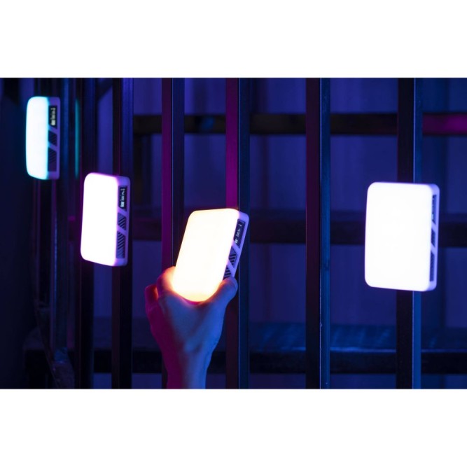 Відеосвітло RGB світлодіодне Godox Knowled C5R накамерне