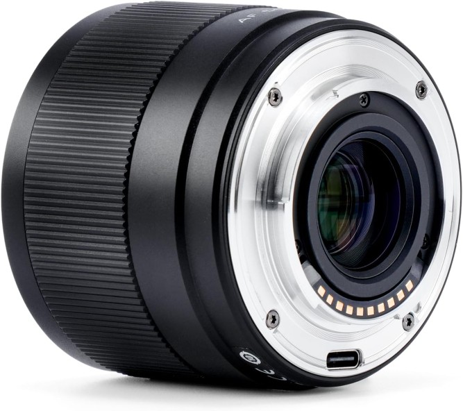 Обʼєктив Viltrox AF 56mm f/1.7 Air XF для Fujifilm