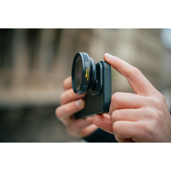 Широкоугольный объектив Freewell 18mm Wide-Angle для смартфонов