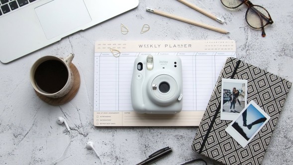 Фотокамера моментальной печати Fujifilm INSTAX Mini 11 Ice White (снято с производства)