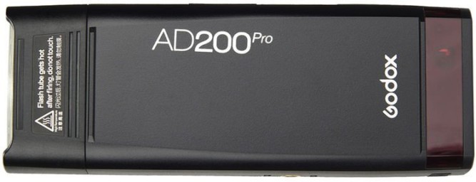 Акумуляторний спалах Godox AD200Pro