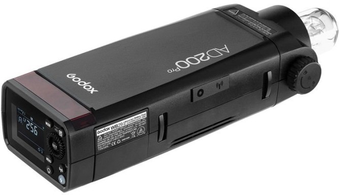 Акумуляторний спалах Godox AD200Pro