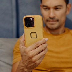 Чехол Peak Design Mobile Everyday Charcoal для iPhone 15