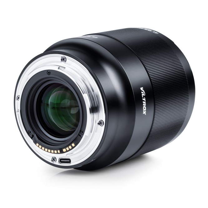 Обʼєктив Viltrox AF 85mm f/1.8 для Canon RF (знято з виробництва)