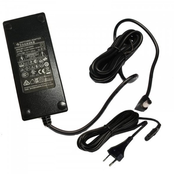 Блок питания Yongnuo 12V 5A (снято с производства)