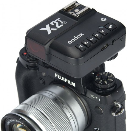 Передавач Godox X2T-F для Fujifilm