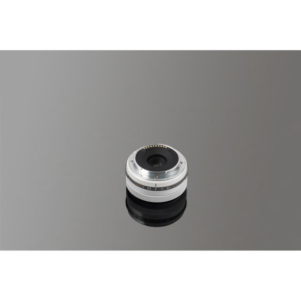 Объектив TTArtisan AF 27mm f/2.8 Polar White для Sony (APS-C)