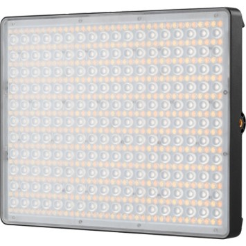 Aputure Amaran P60c RGB