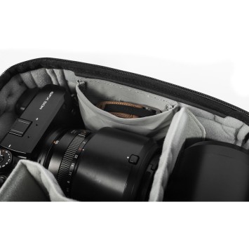 Сумка-футляр Peak Design Camera Cube V2 Medium Black