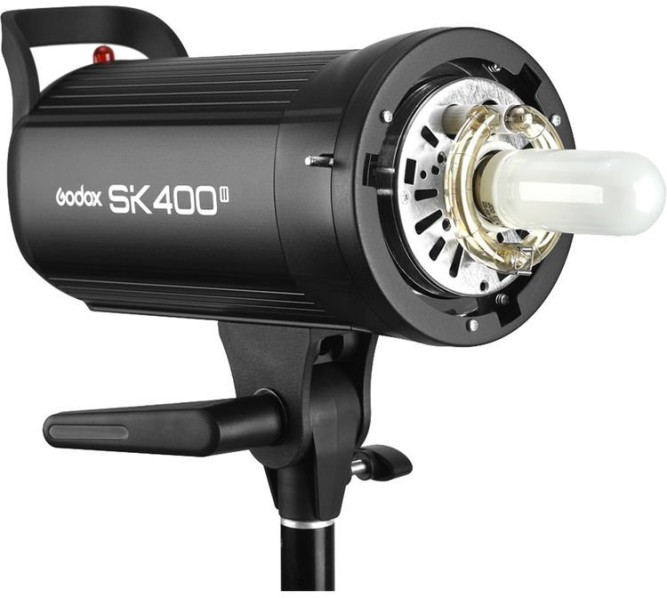Студійний спалах Godox SK400II