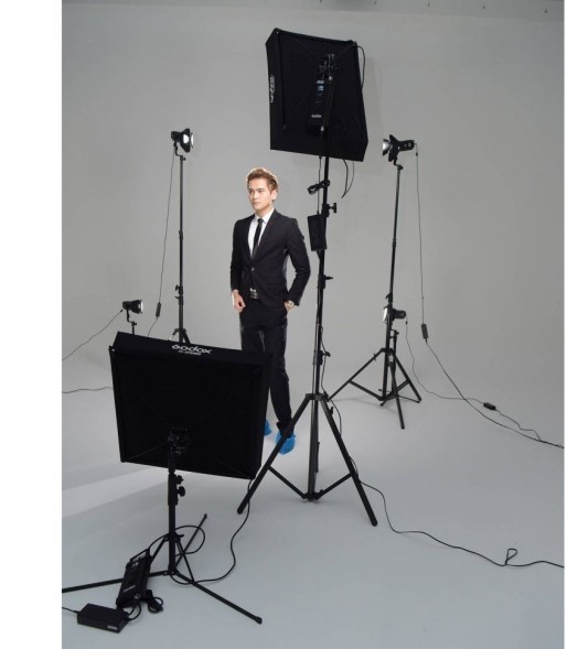 Гибкая LED-панель Godox FL150S Bi-Color 60x60см