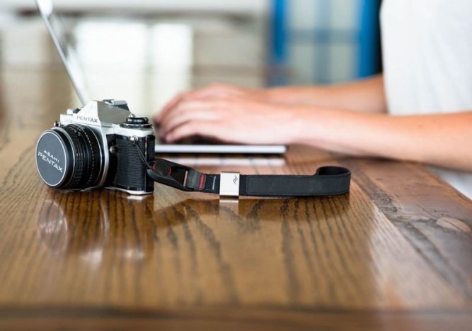 Ремінь для фото Peak Design Cuff Black